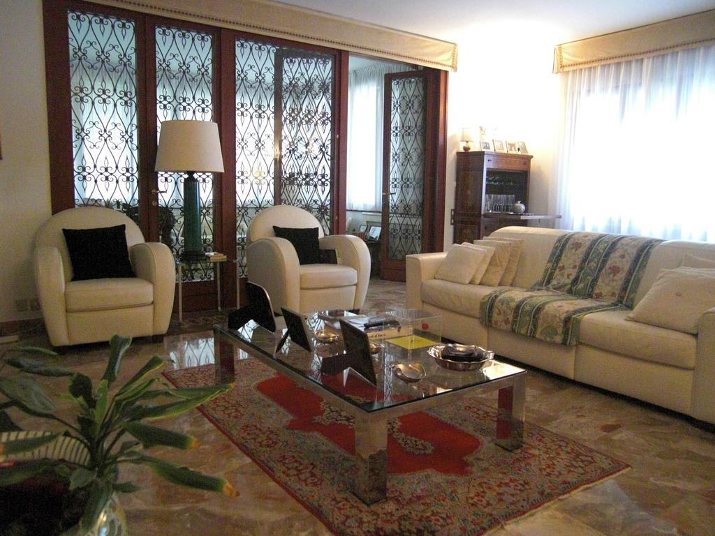 B&B Castellani Lido di Venezia Bagian luar foto